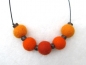 Preview: Filzperlenkette orange dreifarbig